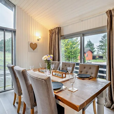 3 Bed In Skelton 94436